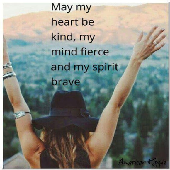 Meet your Posher, Crys' - Picture 6 of 8